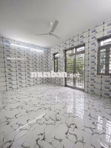 Nhà trệt 2 lầu sân thượng trục chính KDC Nam Long