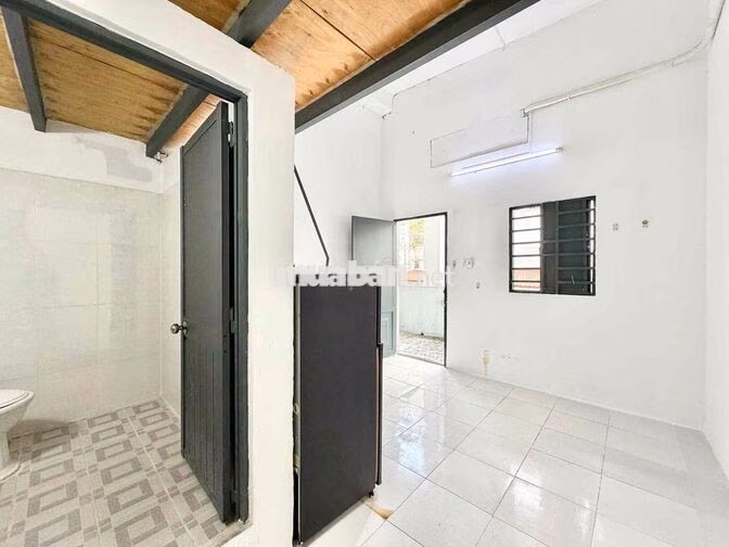 PHÒNG TRỌ GÁC CỬA SỔ TRỜI THOÁNG KHU SÂN BAY - GẦN ĐH GIA ĐỊNH