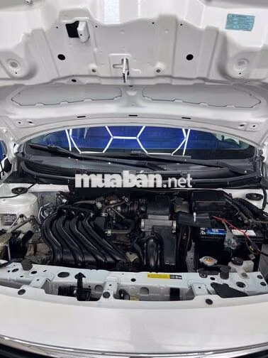 Nissan Sunny 2015 Sedan Trắng 5 chỗ