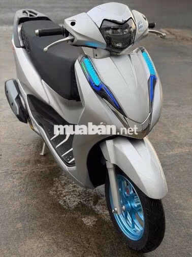 Honda Lead Bạc