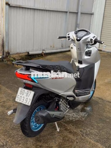 Honda Lead Bạc