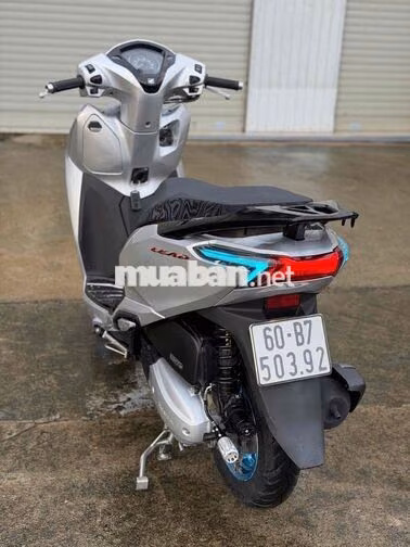 Honda Lead Bạc