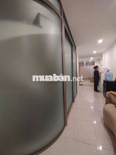 CHO THUÊ MẶT BẰNG KINH DOANH NGAY QUẬN 1 GIÁ RẺ