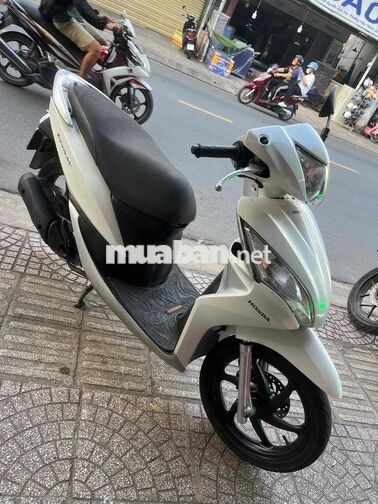 Honda Vision 2013  biển 88 xe sạch sẽ máy zin êm
