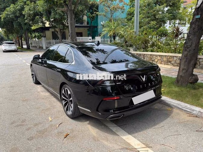 VinFast Lux A Pre 2019 Đen 40000 km