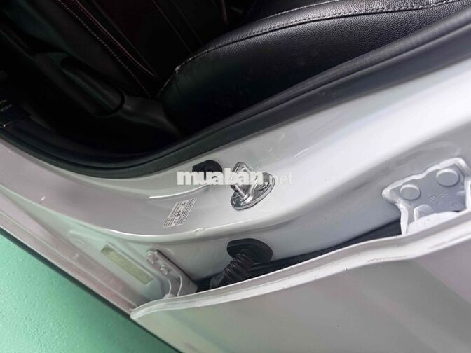 Mitsubishi Attrage 2024 Số sàn Trắng 5 chỗ