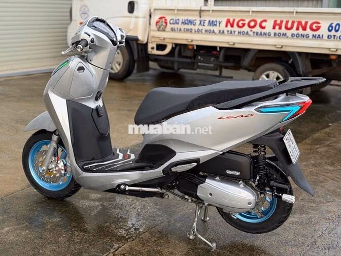Honda Lead Bạc
