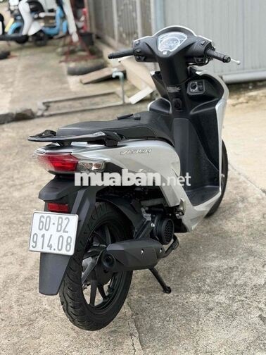 Honda Vision 2023 Bạc