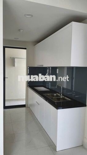 Cho thuê CH Green River 3 phòng ngủ 2wc giá 10tr nhà trống 1-10 ở Q8