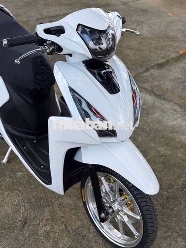 Honda Vision Kiểng Full Option Trắng