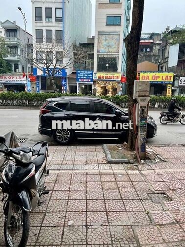 ✨ MẶT PHỐ NGUYỄN VĂN CỪ – VỈA HÈ RỘNG – 80M² – 10TR/THÁNG ✨