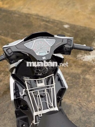 Honda Air Blade Robot Bạc đen Đã sử dụng