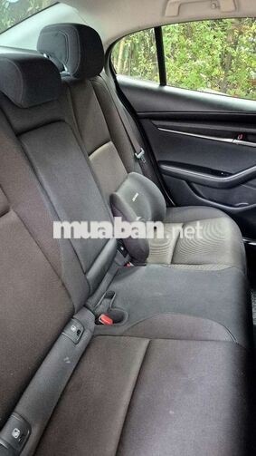 Mazda 3 1.5AT bản Deluxe 2021 đi chuẩn 41000km