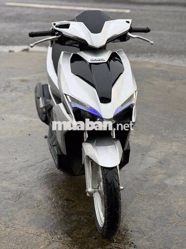 Honda Air Blade Robot Bạc đen Đã sử dụng