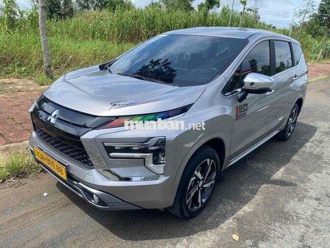 Mitsubishi Xpander 7 chỗ Số tự động Bạc