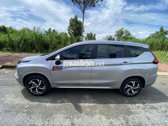 Mitsubishi Xpander 7 chỗ Số tự động Bạc