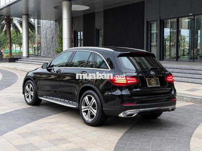 Mercedes GLC 200 sx 2018 full đồ chơi gầm siêu êm