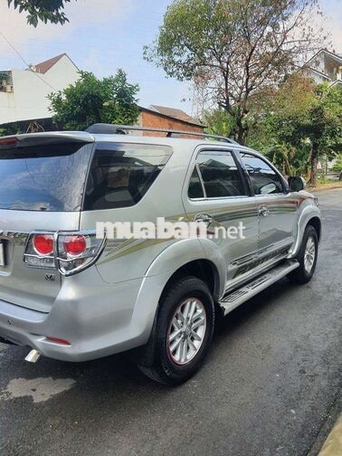 Toyota Fortuner 2014 Bạc Tự động