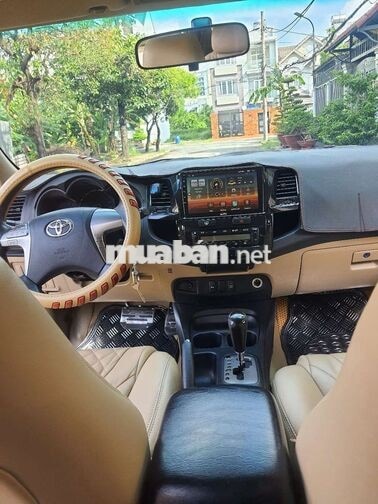 Toyota Fortuner 2014 Bạc Tự động