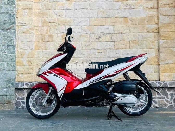 Honda Airblade 125fi 2015 bao tên bấm biển mới