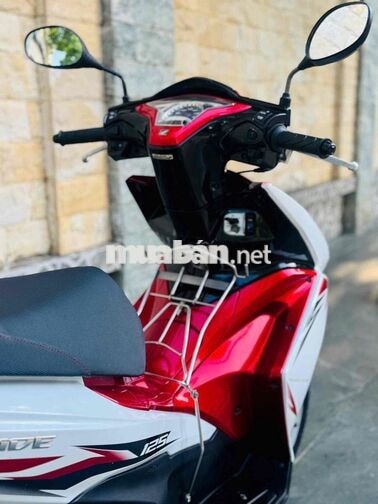 Honda Airblade 125fi 2015 bao tên bấm biển mới