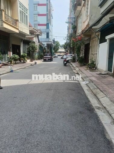Cho thuê  nhà riêng ngõ 316 Lê Trọng Tấn - 60m2 - thang máy