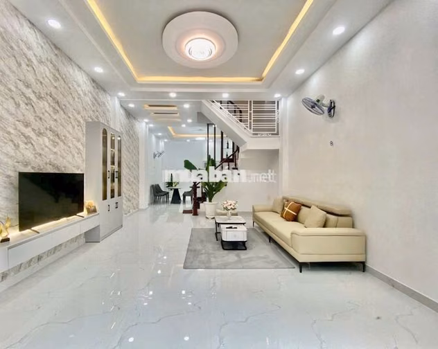 Chính chủ bán nhà 1T2L đúc, hẻm xe hơi Lâm Thị Hố, khu nhà lầu an ninh