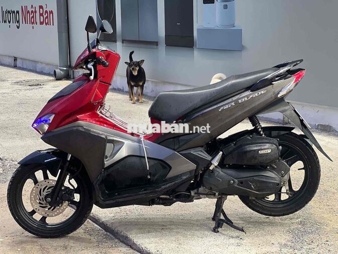 Honda Airblade FI 2016 mauđỏ đen  PBDB mới 90%