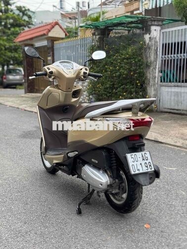 Honda Lead 2016 Vàng đen len ken mới 98%