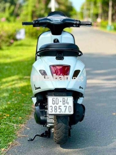 🌈🌈Piaggio Vespa 125cc 2015 Trắng Đen Siêu Keng