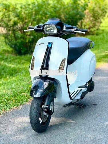 🌈🌈Piaggio Vespa 125cc 2015 Trắng Đen Siêu Keng
