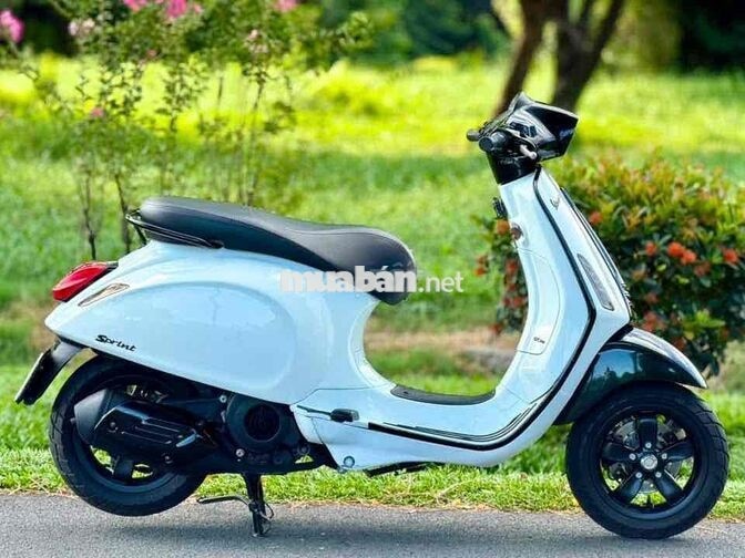 🌈🌈Piaggio Vespa 125cc 2015 Trắng Đen Siêu Keng