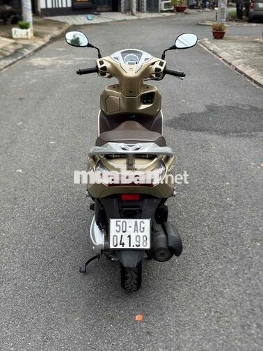 Honda Lead 2016 Vàng đen len ken mới 98%