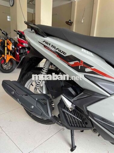 air blade 125cc . máy zin im . ko hú