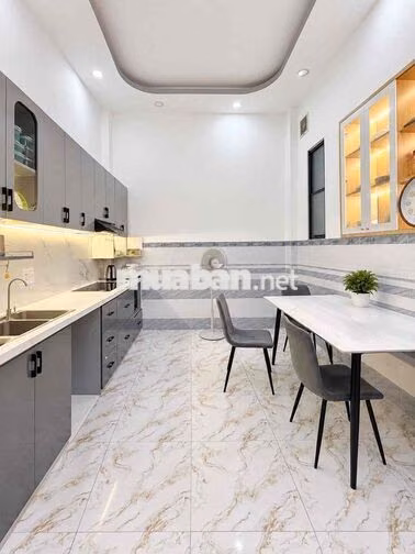 BÁN NHÀ HOÀNG HOA THÁM, BÌNH THẠNH -Ô TÔ TRÁNH - 40M² ,4 TẦNG, 8.7 Tỷ