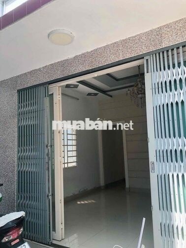 Cho thuê nhà C4 nguyên căn Huỳnh Tấn Phát