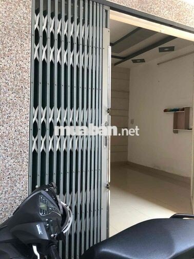 Cho thuê nhà C4 nguyên căn Huỳnh Tấn Phát