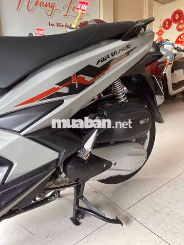 air blade 125cc . máy zin im . ko hú