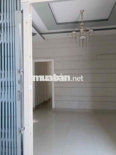 Cho thuê nhà C4 nguyên căn Huỳnh Tấn Phát