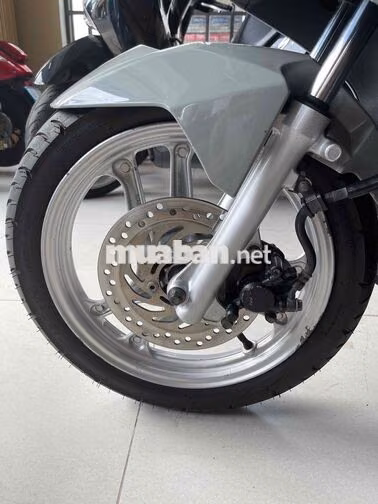 air blade 125cc . máy zin im . ko hú