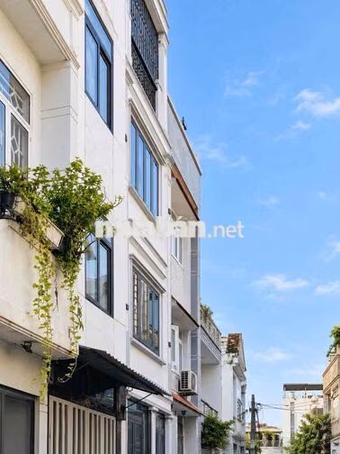 BÁN NHÀ HOÀNG HOA THÁM, BÌNH THẠNH -Ô TÔ TRÁNH - 40M² ,4 TẦNG, 8.7 Tỷ
