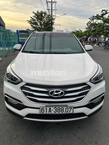Hyundai Santa Fe 2017 Trắng SUV