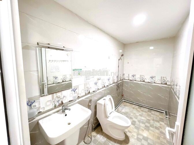 phòng trọ full nội thất gần sân bay