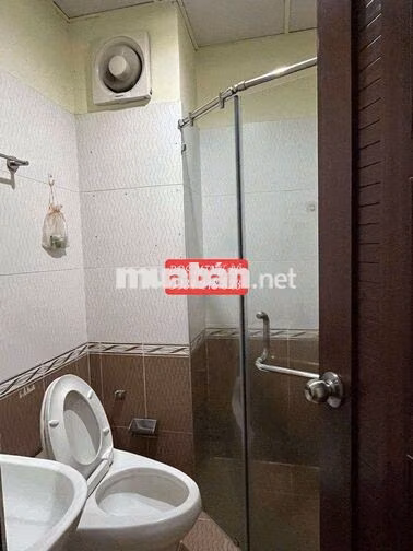 🏤 💥 CHUNG CƯ ORIENT , BẾN VÂN ĐỒN , 3PN , 16,5 TRIỆU (TL)