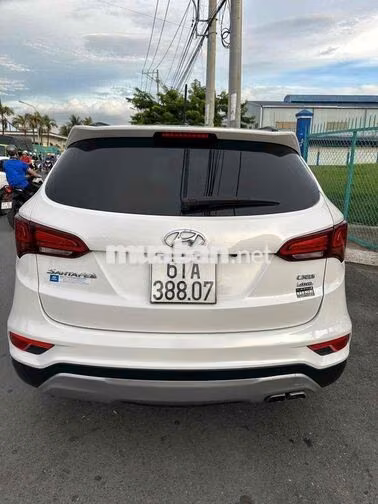 Hyundai Santa Fe 2017 Trắng SUV