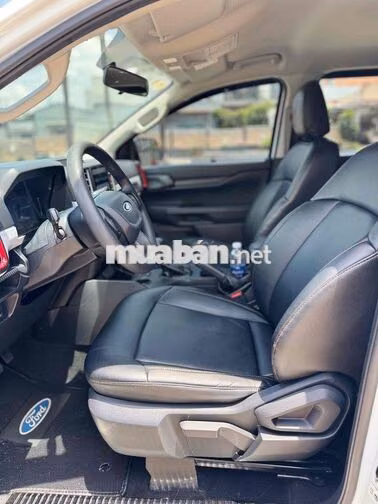 Ford Ranger XLS Raptor 2022 Tự động Trắng