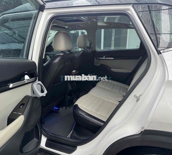 Kia Seltos Premium 2020 Trắng 45.000 km