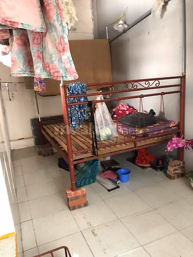 Cho thuê căn hộ tập thể Văn Chương giá rẻ 