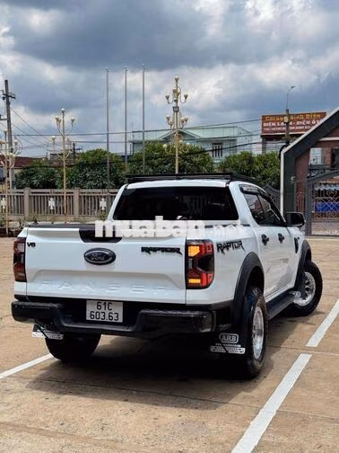 Ford Ranger XLS Raptor 2022 Tự động Trắng