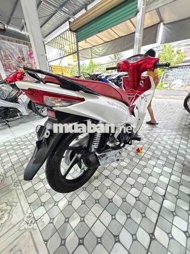 Honda Future Trắng đỏ Zin